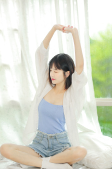 神女峰下的迷雾